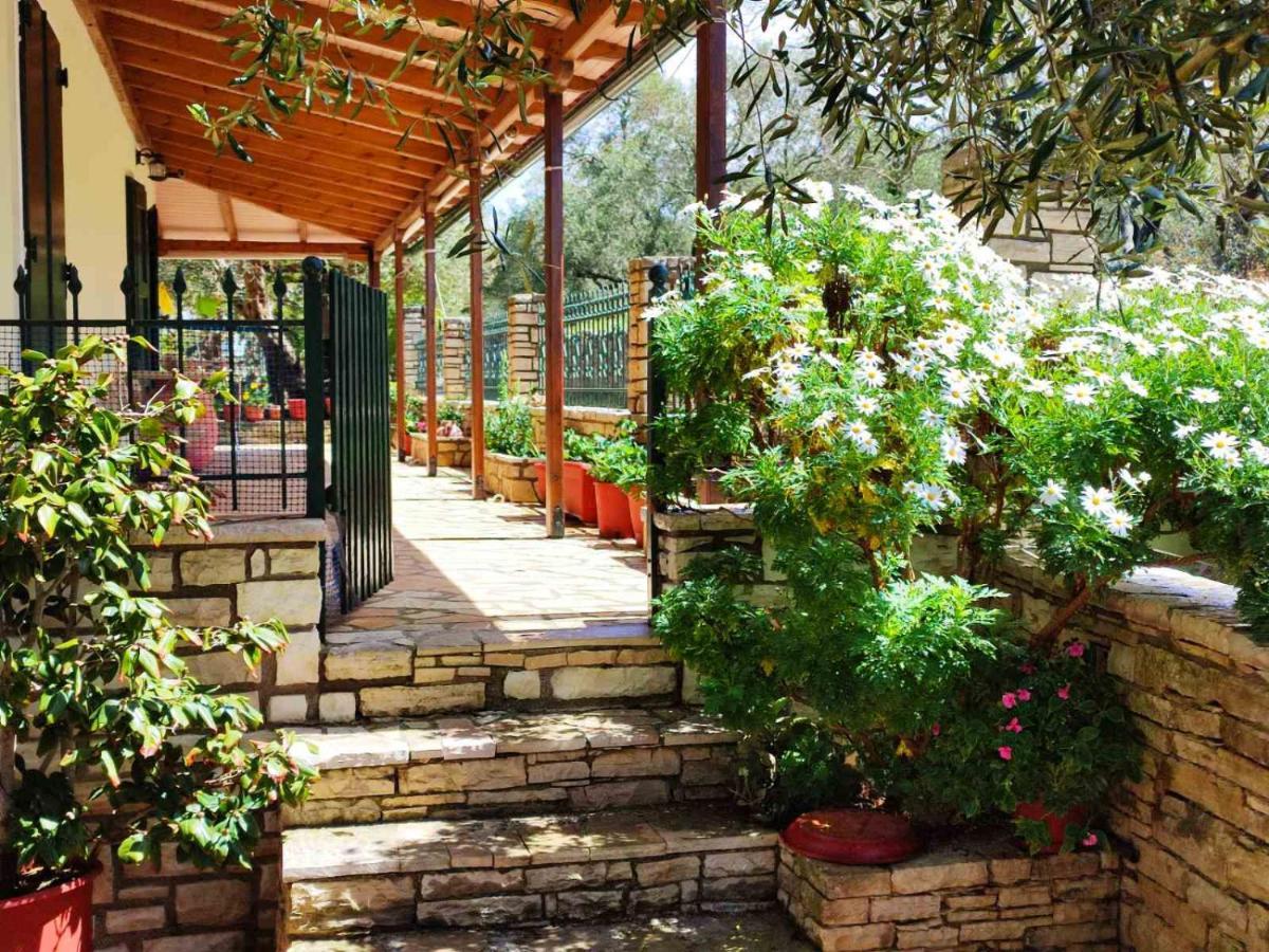 Villa Olive Garden, Kastanida - Paxoi Gaios Ngoại thất bức ảnh